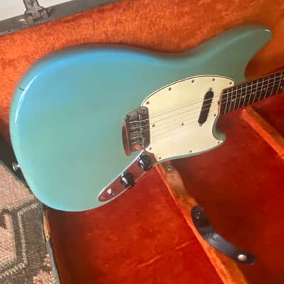 1966 Fender Musicmaster II Daphne 100% Original image 3