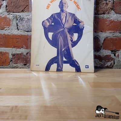 Sir Noel Coward: His Words and Music (Hal Leonard) image 1