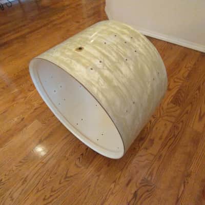 Ludwig Vintage 1967 super classic 22" bass drum shell White Marine Pearl excellent image 4