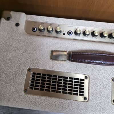 Crate Vintage Club 30 Model VC3112 30-Watt 1x12" Tube Guitar Combo 1990s - Blonde image 4