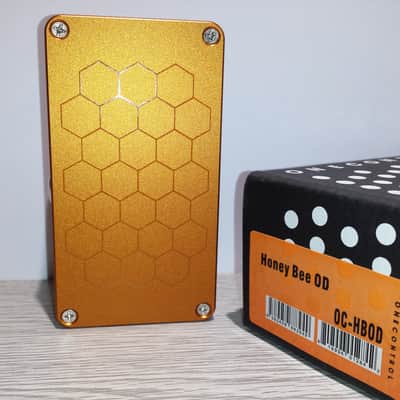 (NEW) One Control BJFe Series Honey Bee Overdrive NEW - Gold image 4