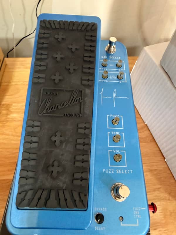 Dunlop JCT95 Justin Chancellor Signature Cry Baby Wah 2021 - Present - Blue image 1