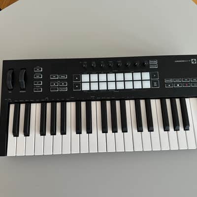 Novation Launchkey 37 MKIII MIDI Keyboard Controller | Reverb