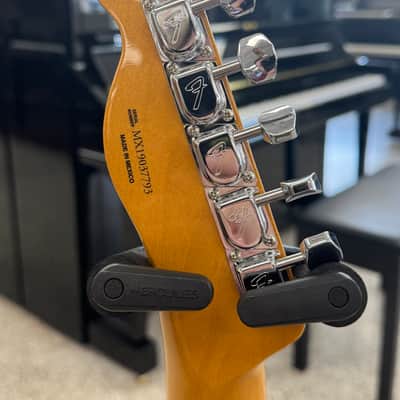 Fender Vintera '70s Telecaster Thinline with Maple Fretboard 2019 - 2021 - Candy Apple Red image 7