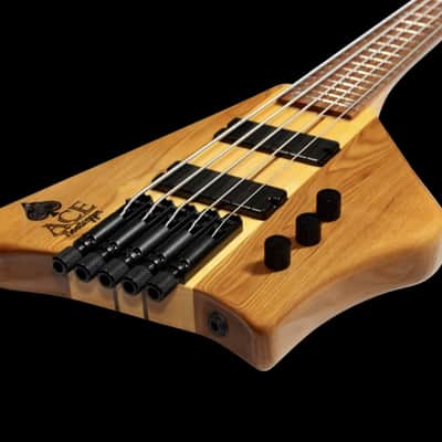 Bootlegger Guitar Ace 5 String Honey Gloss Short Scale 30 “ Headless Bass image 6