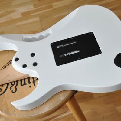 IBANEZ JEMJR WH White / Steve Vai Signature / From 2023 / JEM Junior / JEMJR-WH / I220820259 image 10