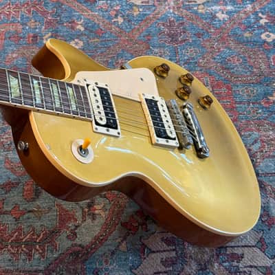 2001 Gibson Les Paul Classic - Goldtop image 7