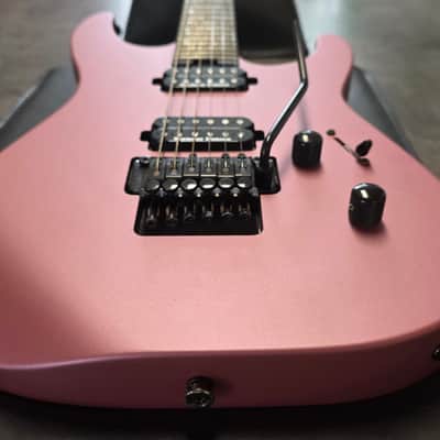 Jackson Dinky DK2 Pro Series RARE Burgundy Mist HH Floyd Rose USA Seymour Duncan Pickups NEW Gator Hard Case MINT CASE QUEEN MiM Super Strat Mexico Mexican Fender Factory image 8