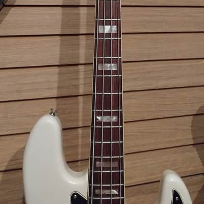 Fender Jazz Bass 1978 Olympic White – All Original Electronics – Vintage Hard Case + Manual image 7