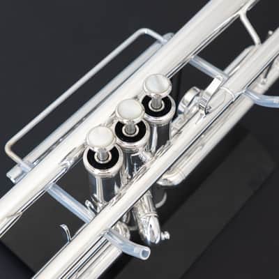 Yamaha YTR-8335IIGS Xeno Bb Trumpet with Gold Brass Bell (SN 5493xx) image 8