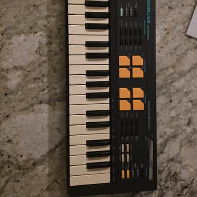 Casio SK-5 32-Key  Sampling Keyboard 1980s - Black image 4