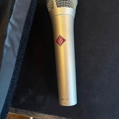 Neumann KMS 105 Handheld Supercardioid Condenser Microphone with case and clip image 8