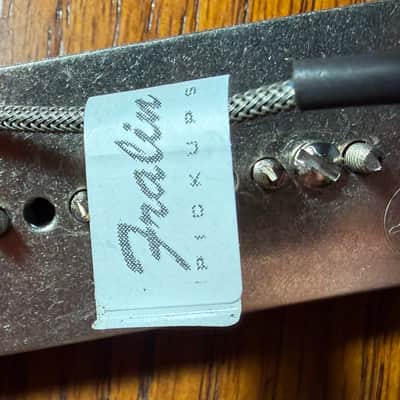 Lindy Fralin Dogear P90 Bridge Pickup +5% Overwound Cream Cover image 2