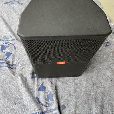 JBL SRX 715 GREAT CONDITION W/ Padded Covers and 3 way cables -Stands image 6