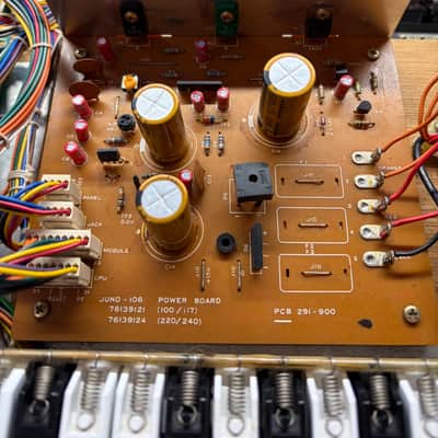 Roland Juno-106 61-Key Programmable Polyphonic Synthesizer 1984 - 1985 Fully Serviced image 13