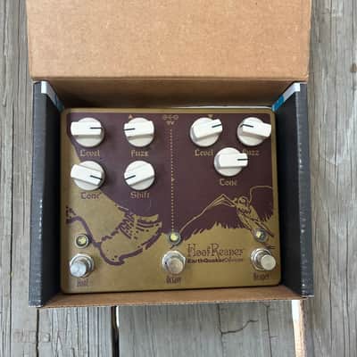 EarthQuaker Devices Hoof Reaper Double Fuzz with Octave Up V2 | Reverb