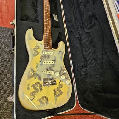 Fender 2013 Fender Limited Edition Stratocaster ST62-SPL Dragon 2013 - Dragon Print image 3
