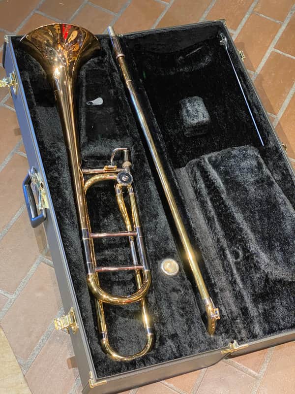 Yamaha YSL584G F Trigger Trombone with case image 1