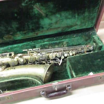 Buescher Silvertone Alto Saxophone, USA, with case/neck/MP, acceptable condition image 1