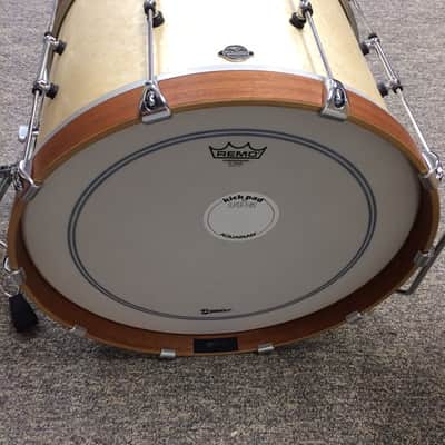Premier Modern Classic Club Kit - Bebop 20 Drums - Natural Birds Eye Maple / Mahogany image 8