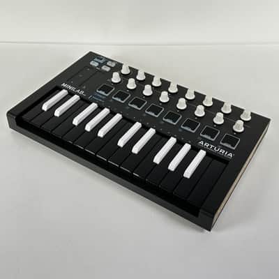 Arturia Minilab MkII 25-Key MIDI Keyboard & Controller image 5