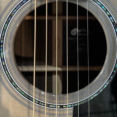 Martin OMJM John Mayer 20th Anniversary acoustic/electric - Platinum Gray Burst /4lbs. 6.1oz. #2909423 image 6