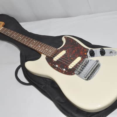 Fender Japan Mustang MG-66 electric guitar Electric Guitar Ref. No.6277 image 1