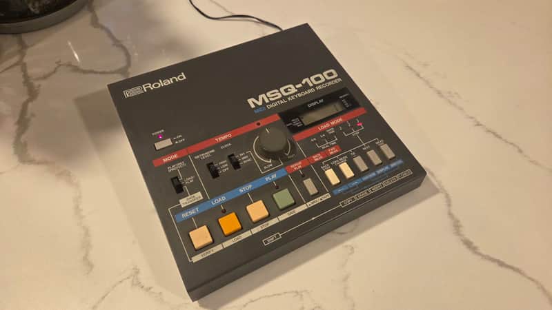 Roland MSQ-100 MIDI Digital Keyboard Recorder | Reverb