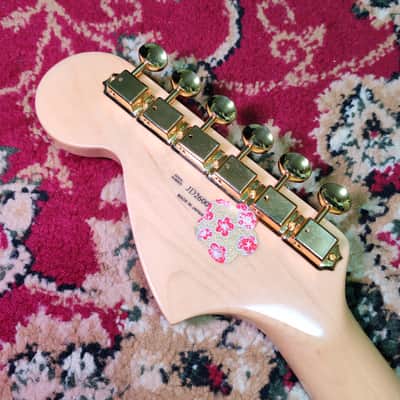 *NEW IN BOX* 2026 Fender Japan Limited Edition Traditional Collection, 60's Mustang Black Pearl Gold with Matching Headstock - MIJ JD26 image 16