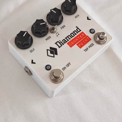 Diamond Counter Point Multi Tap Delay 2018 - White image 3