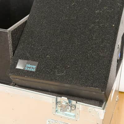 Meyer Sound UM-1P 12" Powered Stage Monitor Speaker (PAIR) w/ Road Case CG011K7 *ASK FOR SHIPPING* image 3