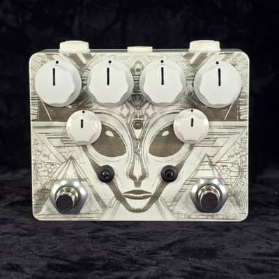 68 Pedals King of Clone Dual Overdrive Distortion Boost Pedal Tesi Custom Shop-Glow in the Dark Alien Head image 3