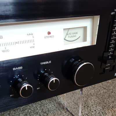 Realistic Realistic STA-85 is a vintage AM/FM stereo receiver 1978 - Walnut wood veneer image 6