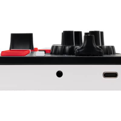 Numark Mixtrack GO Compact DJ Controller image 7