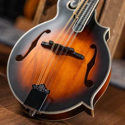 Washburn M3SEBRK Americana Series Solid Spruce Top Maple Neck F-Style 8-String Acoustic-Electric Mandolin w/Padded Gig Bag image 3
