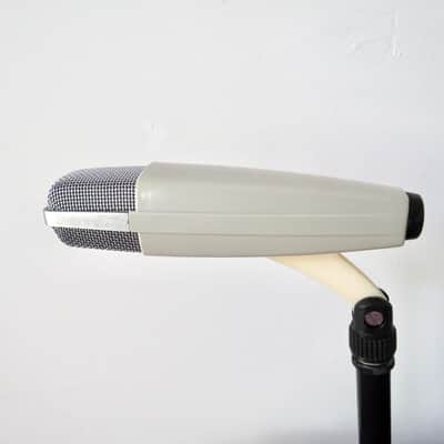 Sennheiser MD 421-U Cardioid Dynamic Microphone Bild 3