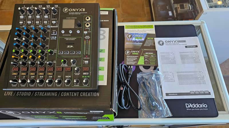 Mackie Onyx8 8-Channel Analog Mixer w/USB image 1