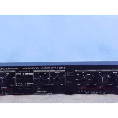 Alesis 3630 Dual-Channel Compressor / Limiter with Gate image 3