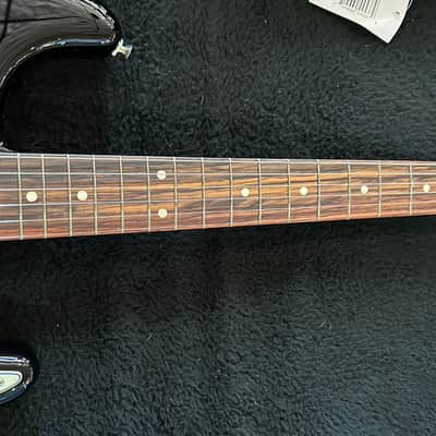 Fender Vintera II '60s Stratocaster with Rosewood Fretboard 3-Color Sunburst  #MX23053744  7 lbs. 9.2oz image 10
