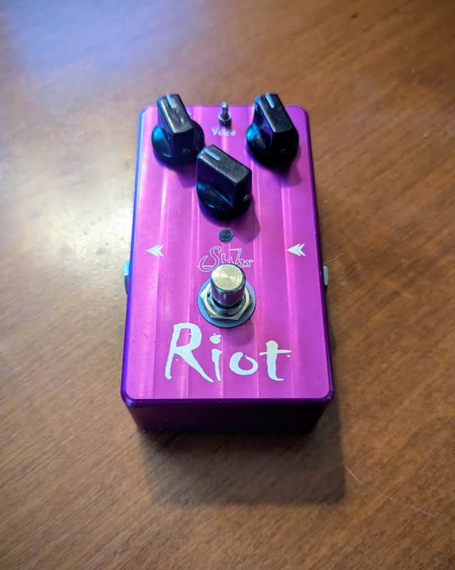 Suhr Riot