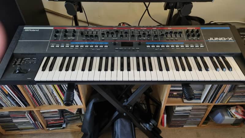 Roland Juno-X 61-Key Programmable Polyphonic Synthesizer 2022 - Present - Black image 1
