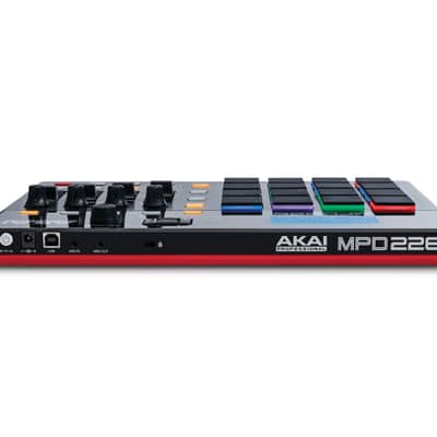 Akai MPD226 2015 - Present - Black image 3