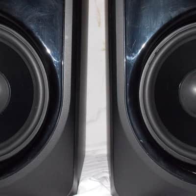 JBL 308P MkII 2-Way 8" Active Nearfield Studio Monitors (Pair) 2010s - Black image 3