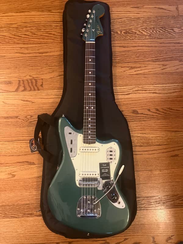 Fender Vintera III Jaguar