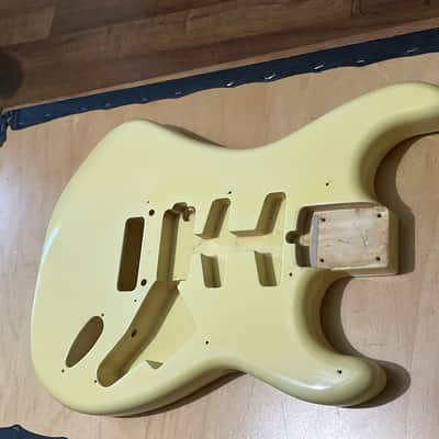 1985 Made in Japan Kramer Focus 3000 Cream Guitar Body Floyd Ready image 2