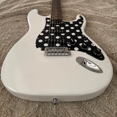 Squier x Angine de Poitrine image 2
