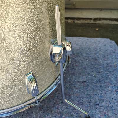 Ludwig 3 Ply 16x16 Floor Tom with Double Mufflers 1970's - Silver Sparkle image 3