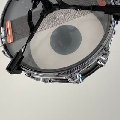 DW Collector's Series Satin Black Over Brass 8x14" Snare Drum 2021 - Present - Satin Black with Chrome Hardware image 7