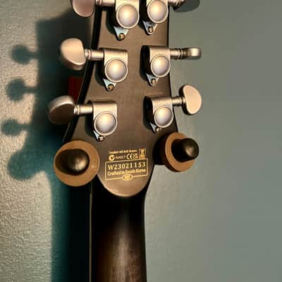 Schecter C-1 Platinum w/ Road Runner hardshell case image 8