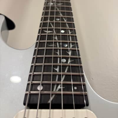 Ibanez TOD10-CSV Tim Henson Signature 2022 - Present - Classic Silver image 6